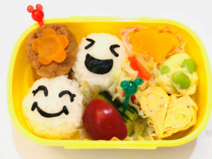「【2歳のお弁当】食育マスターが簡単レシピを徹底ガイド！注意点は？」をイメージする画像